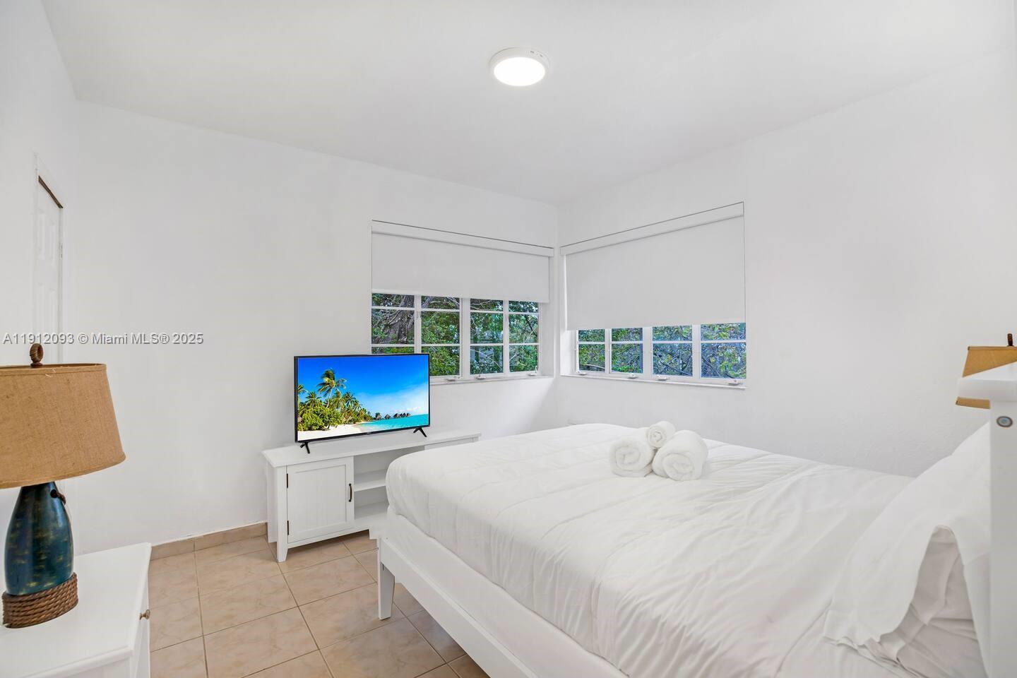 BEACH BAY SUB - Residential Lease