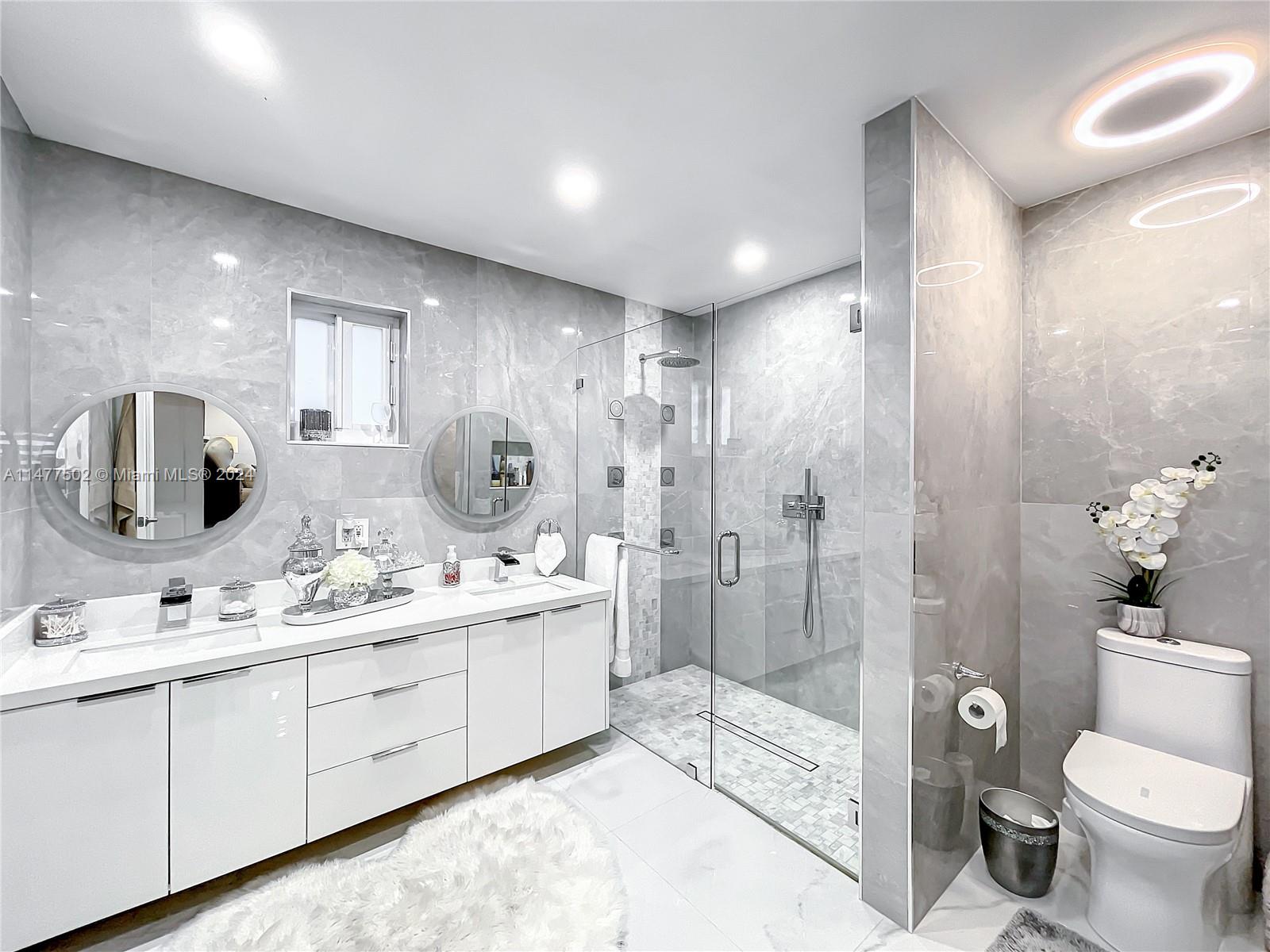 BURR ROAD ESTATES - Residential