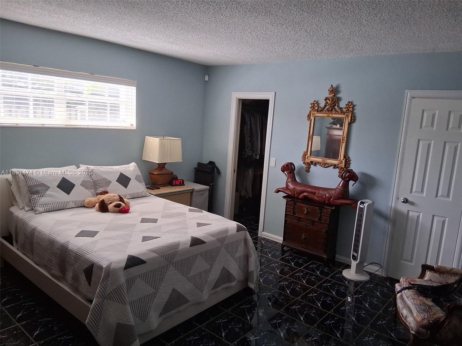 HOLLYWOOD HILLS AMEN PLAT - Residential