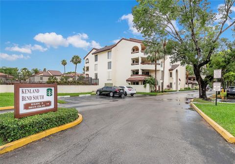 9040 SW 125th Ave D405 Miami FL 33186