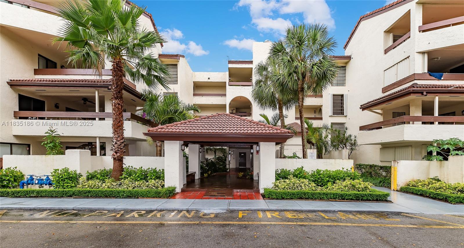 9040 SW 125th Ave D405