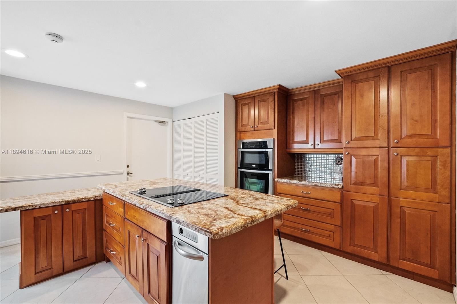 DORAL COLONY PHASE I - Residential Lease