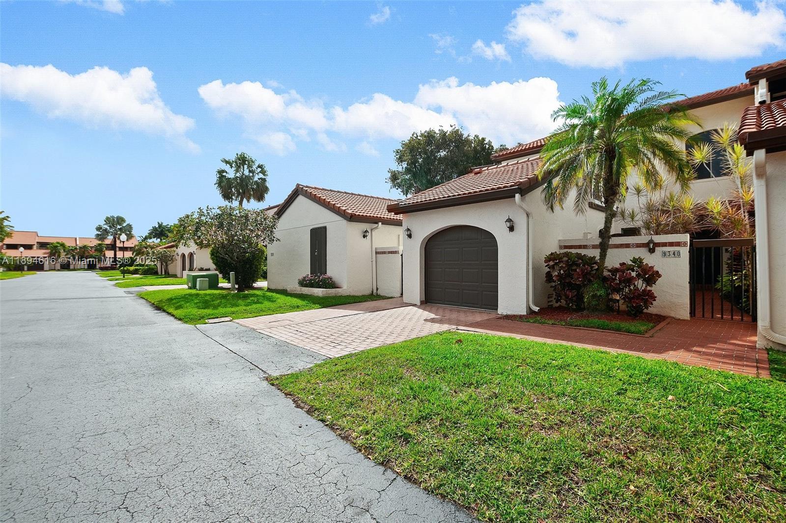 DORAL COLONY PHASE I - Residential Lease