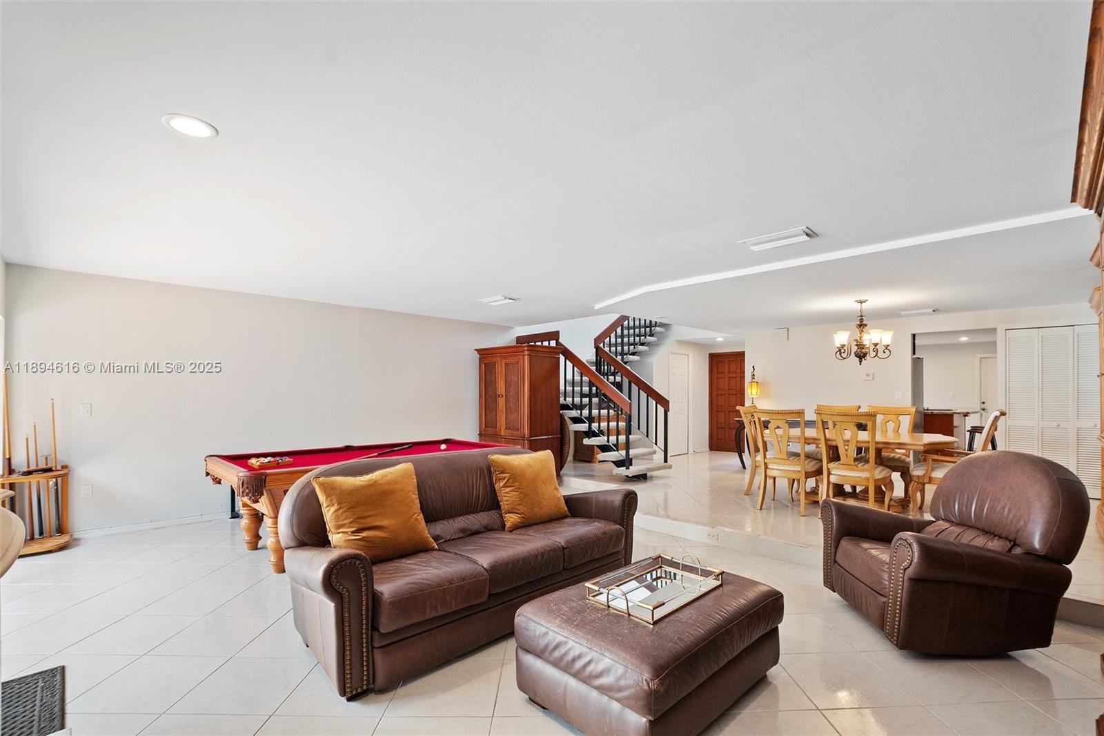 DORAL COLONY PHASE I - Residential Lease