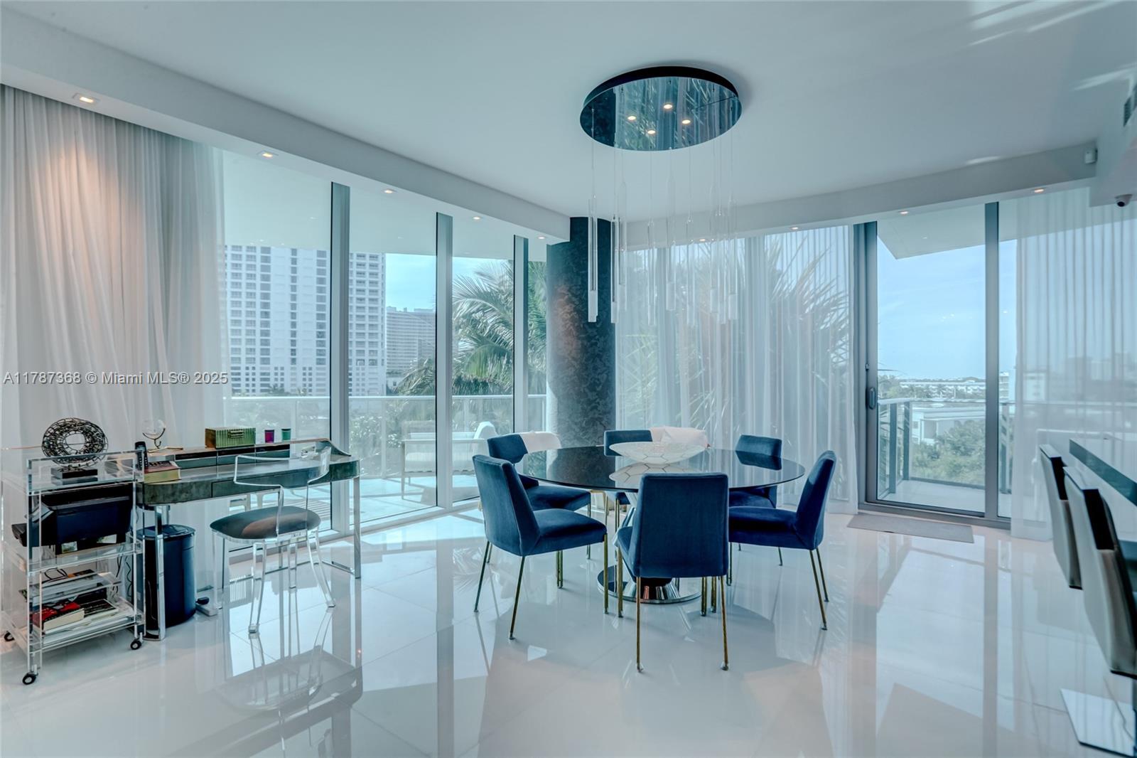 701 N Fort Lauderdale Beach Boulevard 405
