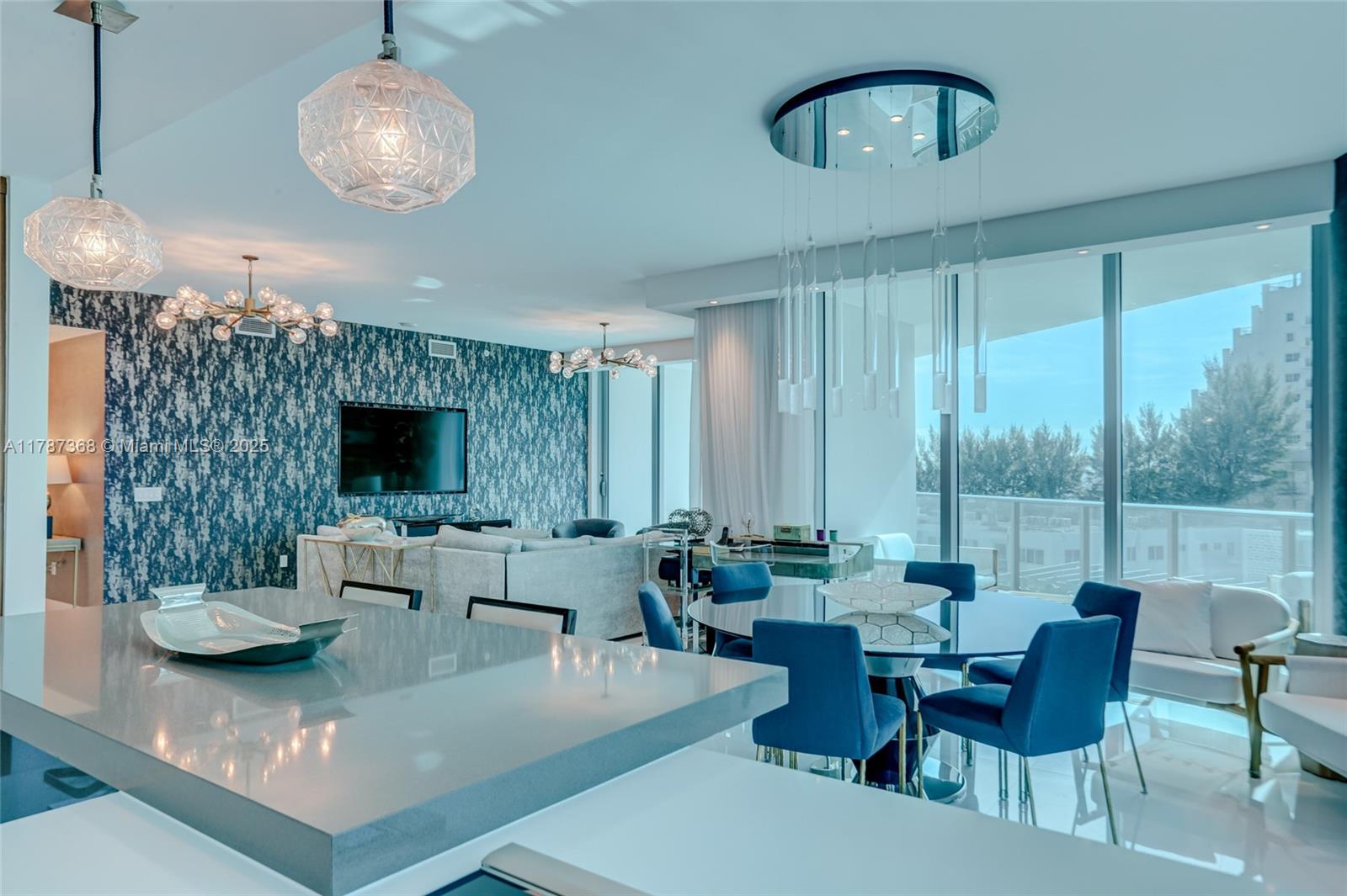 701 N Fort Lauderdale Beach Boulevard 405