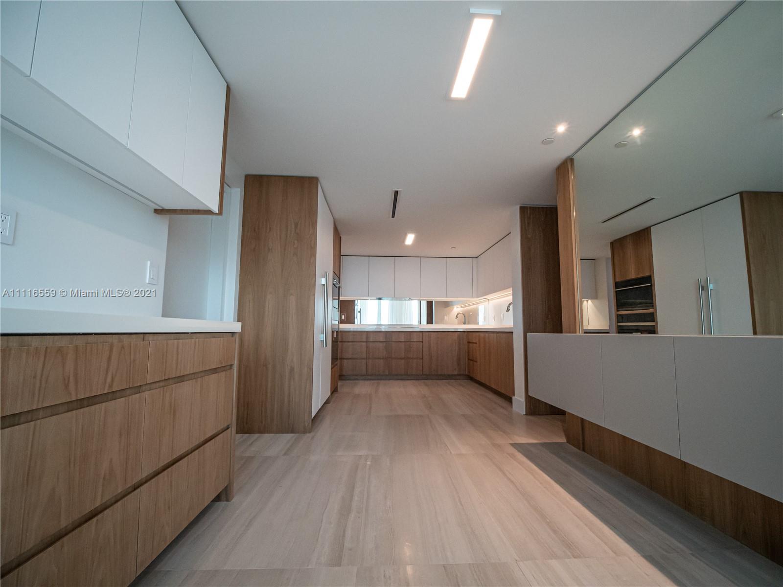 SANTA MARIA CONDO - Residential