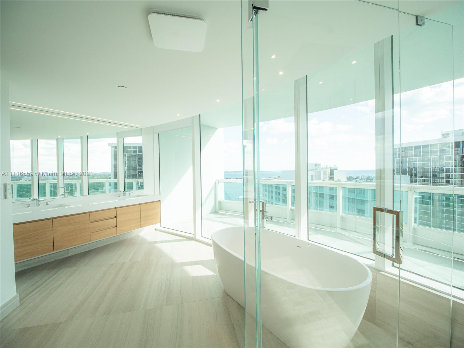 SANTA MARIA CONDO - Residential