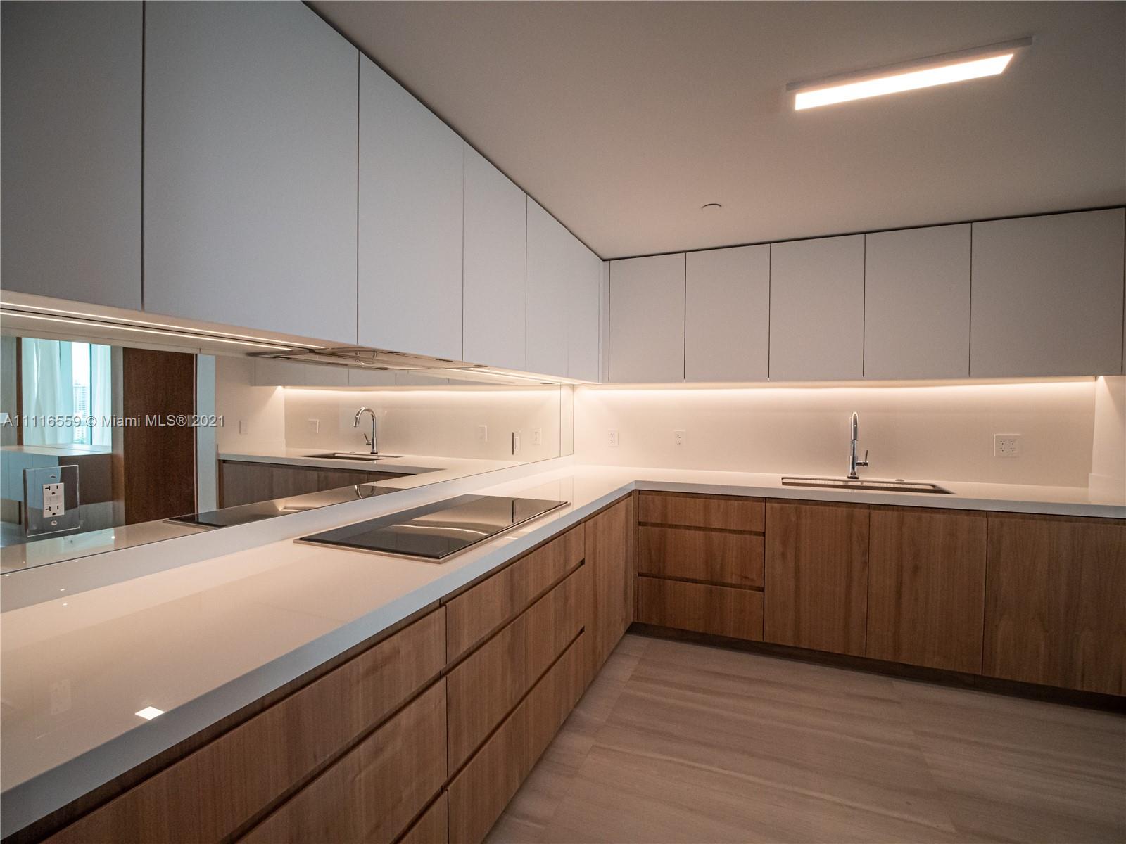 SANTA MARIA CONDO - Residential