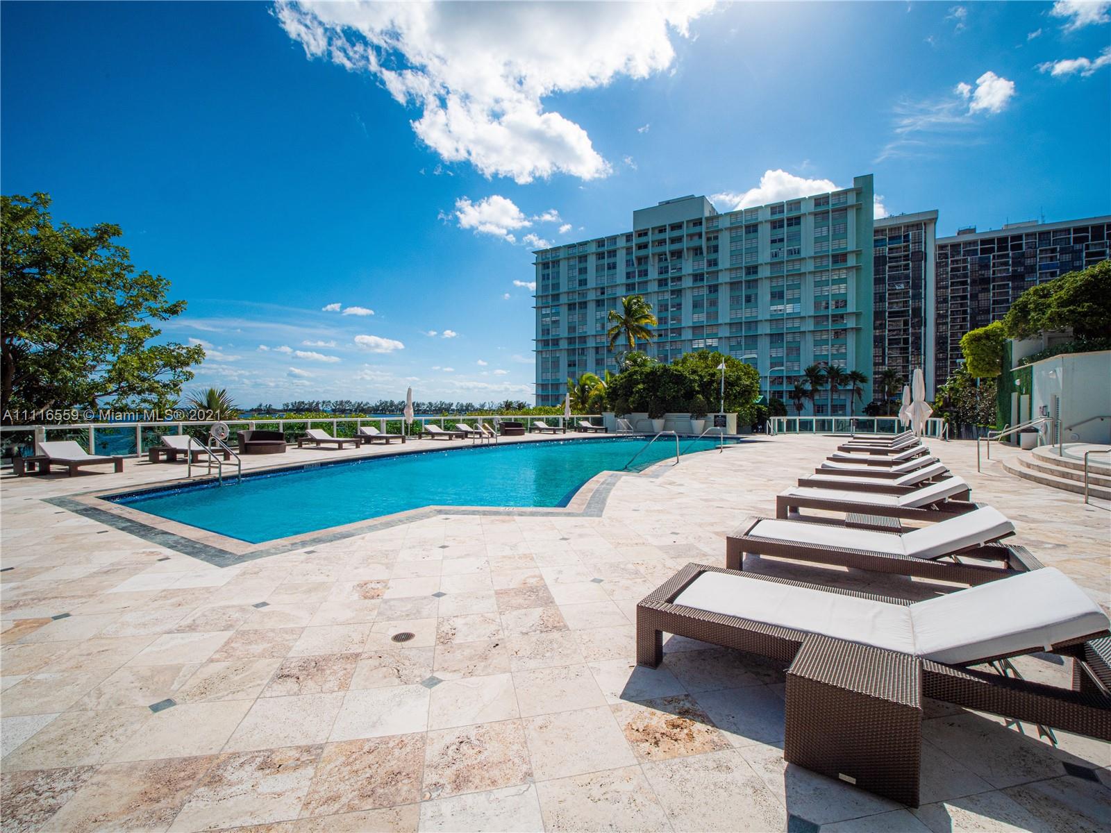 SANTA MARIA CONDO - Residential