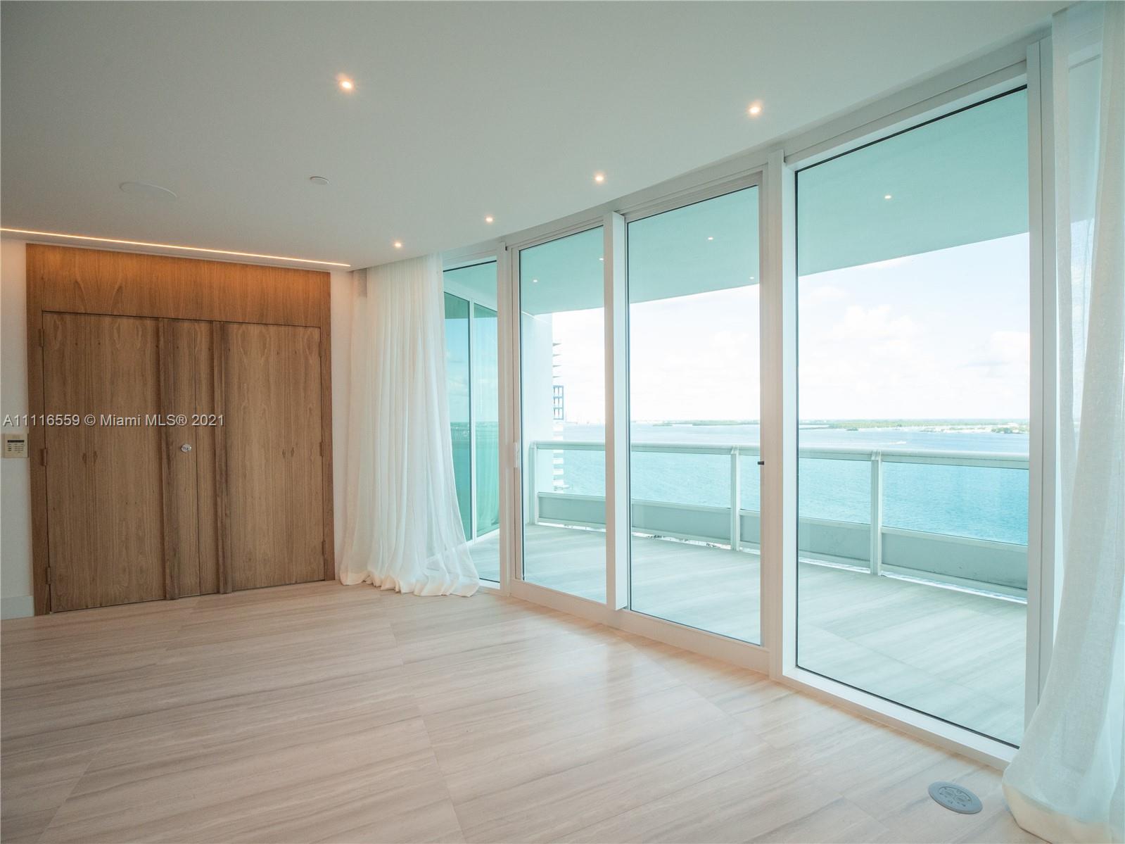 SANTA MARIA CONDO - Residential