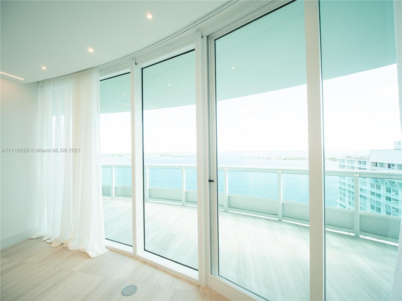 SANTA MARIA CONDO - Residential