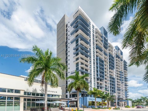 Photo of 5350 NW 84th Ave #1018, Doral, FL 33166 (MLS # A12038164)