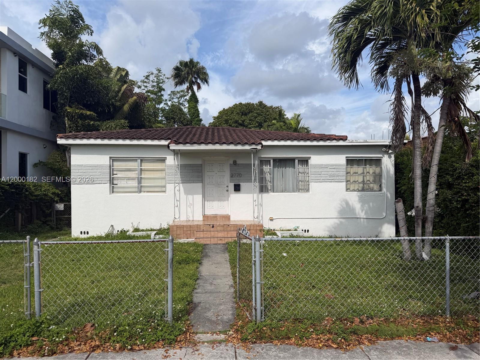 SILVER BLUFF GARDENS - Residential