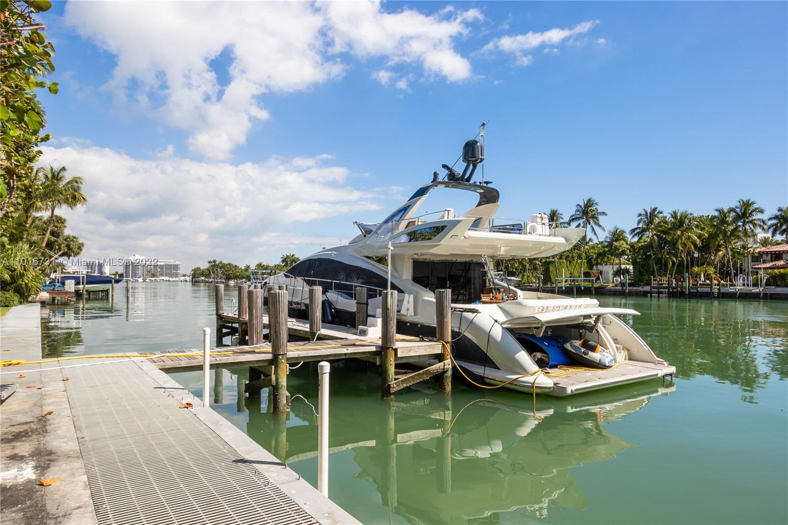 BEACH VIEW ADDN RESUB - Residential