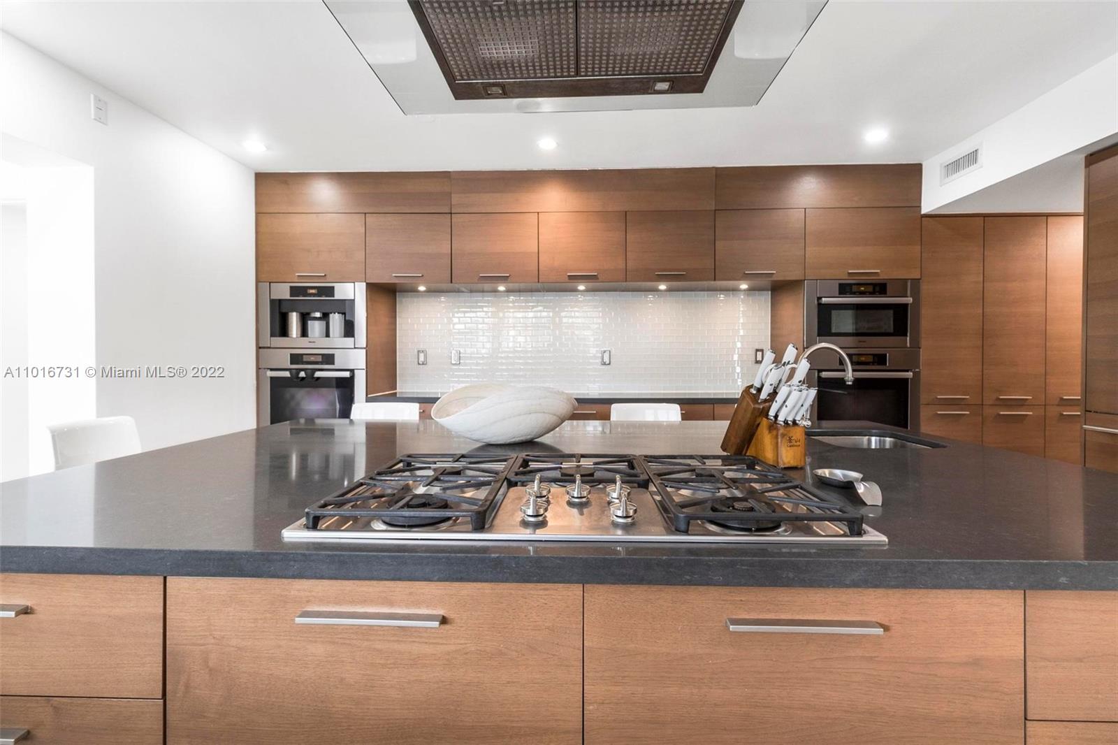 BEACH VIEW ADDN RESUB - Residential