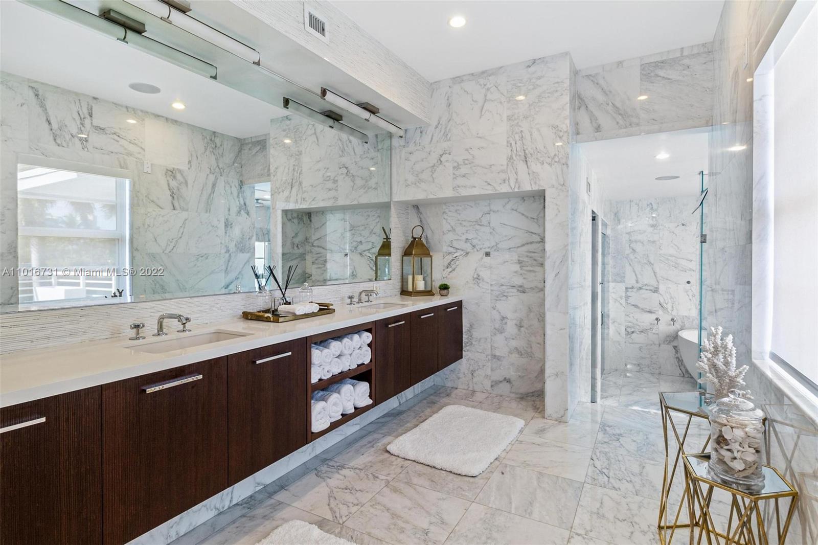 BEACH VIEW ADDN RESUB - Residential