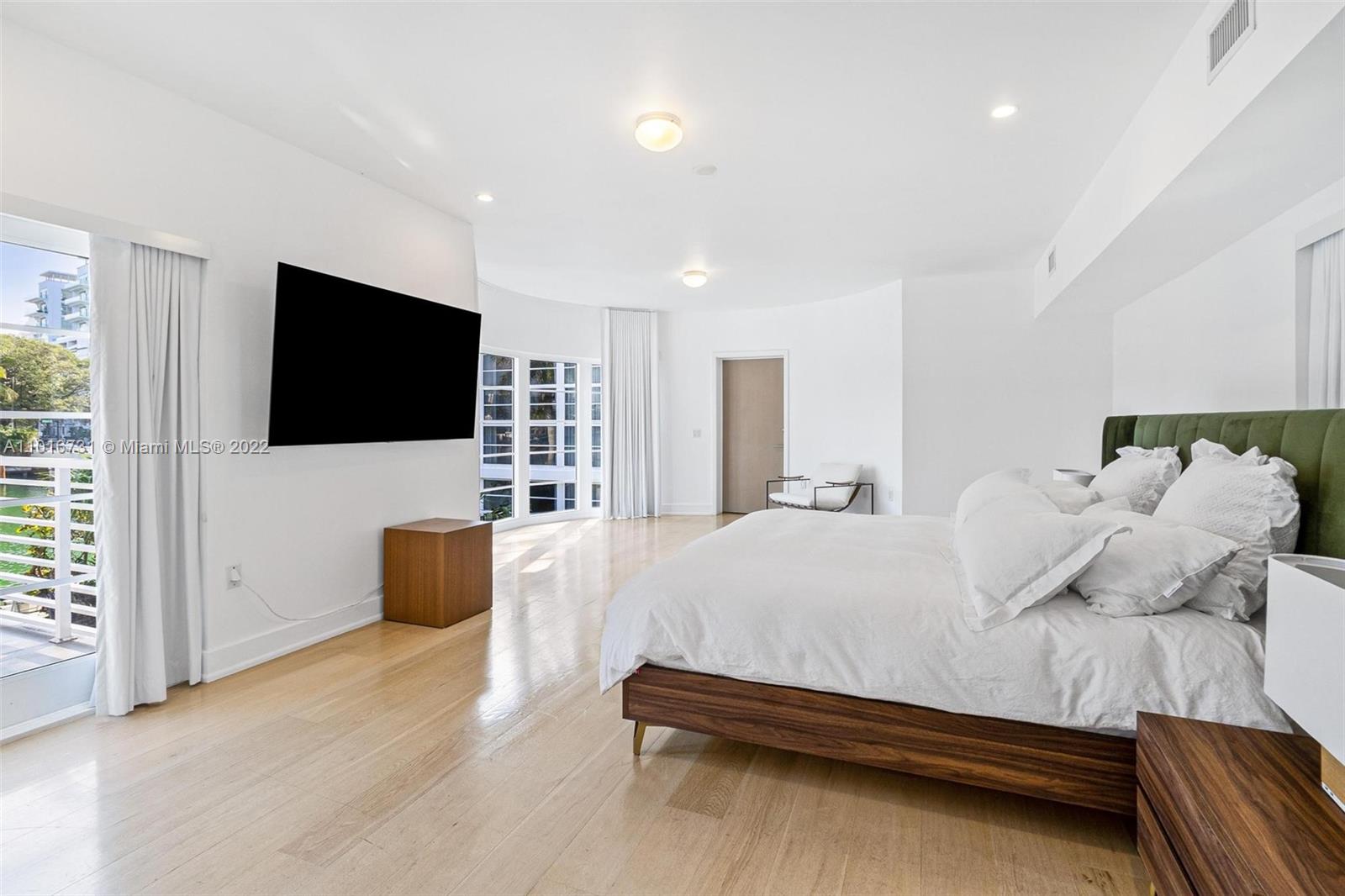 BEACH VIEW ADDN RESUB - Residential