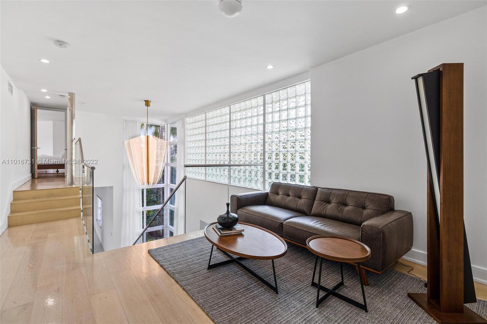 BEACH VIEW ADDN RESUB - Residential