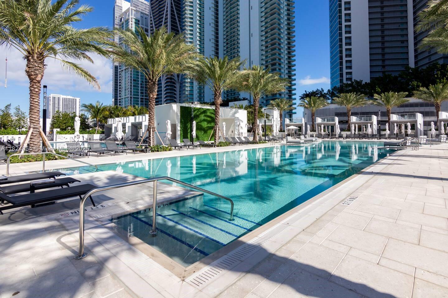 PARAMOUNT MIAMI WORLDCENT - Residential