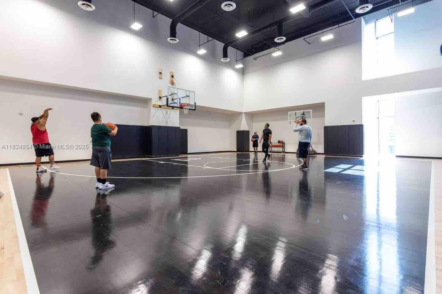 PARAMOUNT MIAMI WORLDCENT - Residential