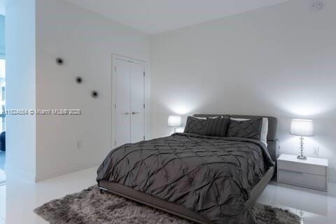 851 NE 1st Ave 503