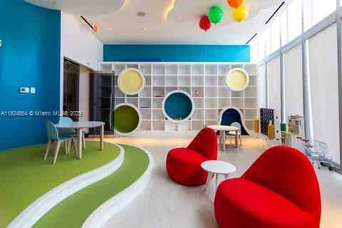 PARAMOUNT MIAMI WORLDCENT - Residential