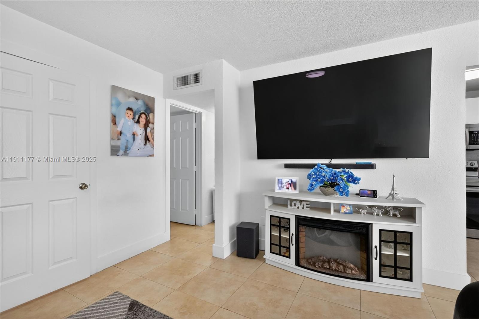 REGENCY COVE CONDO - Residential