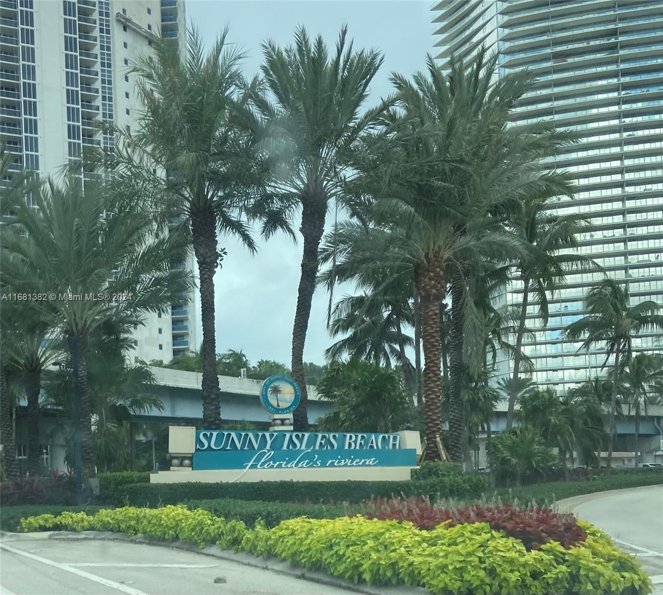 Property for Sale at 17021 N Bay Rd 918, Sunny Isles Beach, Miami-Dade County, Florida - Bedrooms: 1 
Bathrooms: 2  - $285,000