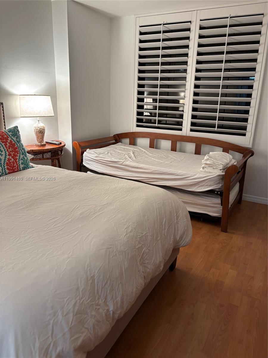 KEY COLONY NO 1 - Residential Lease