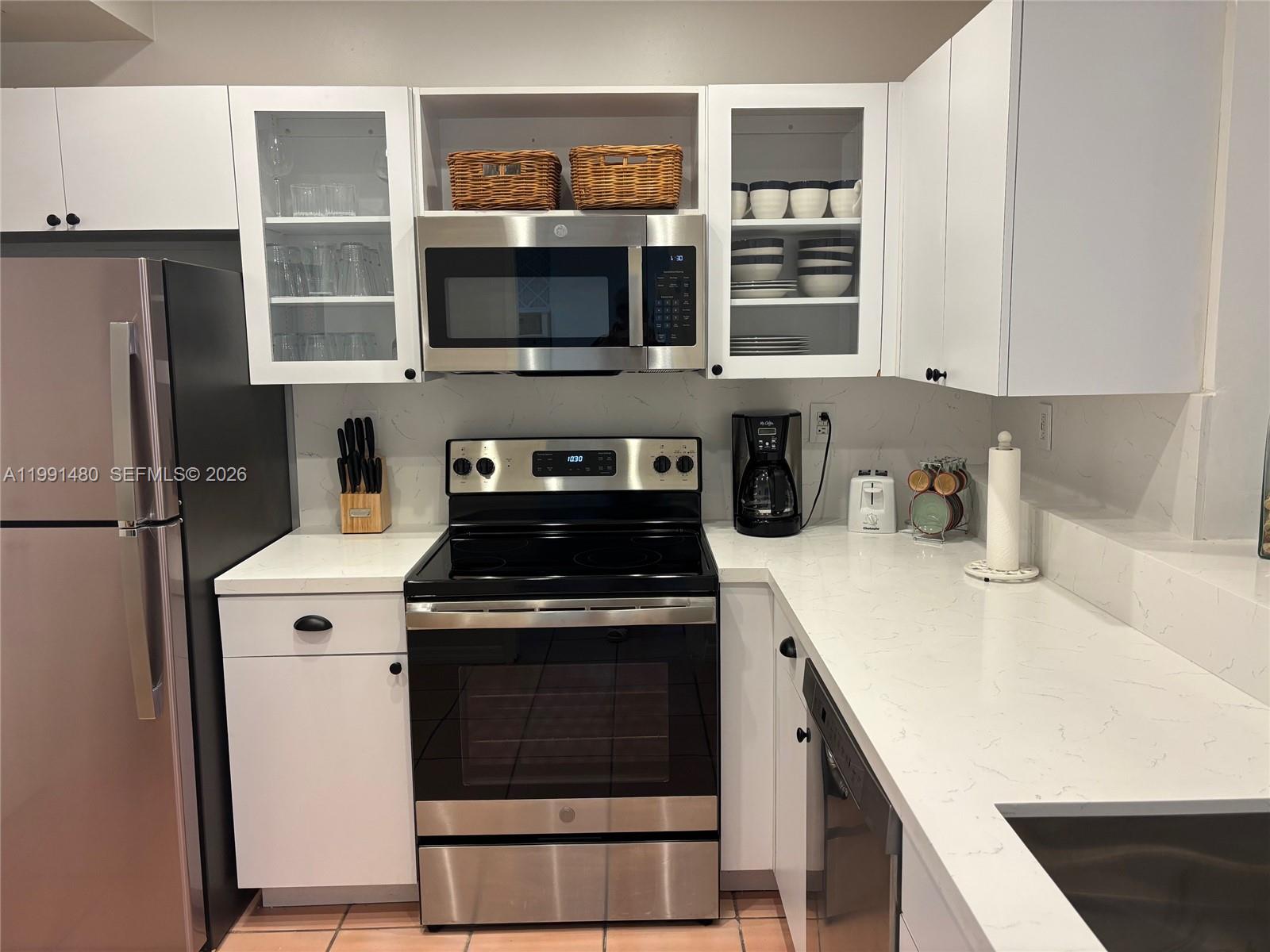 KEY COLONY NO 1 - Residential Lease