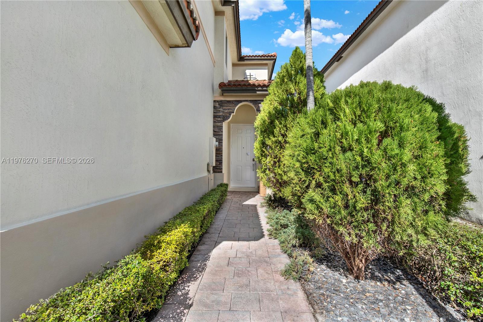 LAKES BY THE BAY FAYE REP - Residential