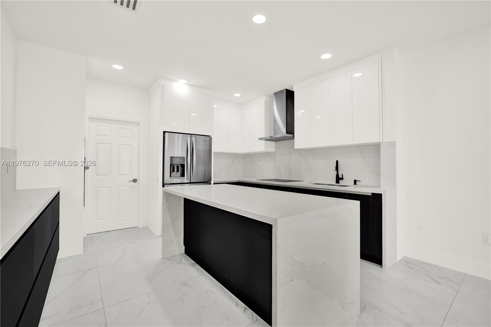 LAKES BY THE BAY FAYE REP - Residential