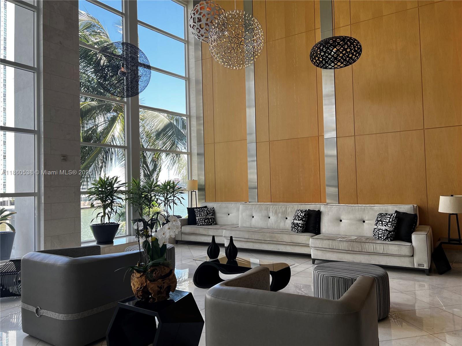 CARBONELL CONDO - Residential Lease