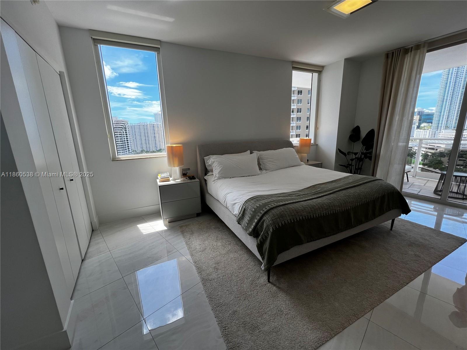 CARBONELL CONDO - Residential Lease