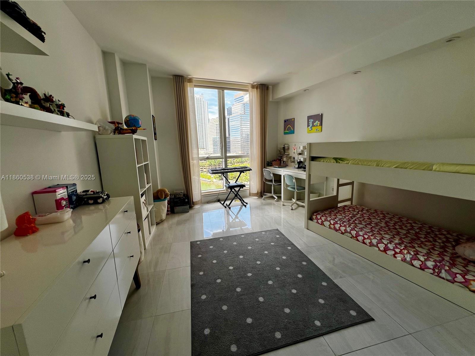 CARBONELL CONDO - Residential Lease