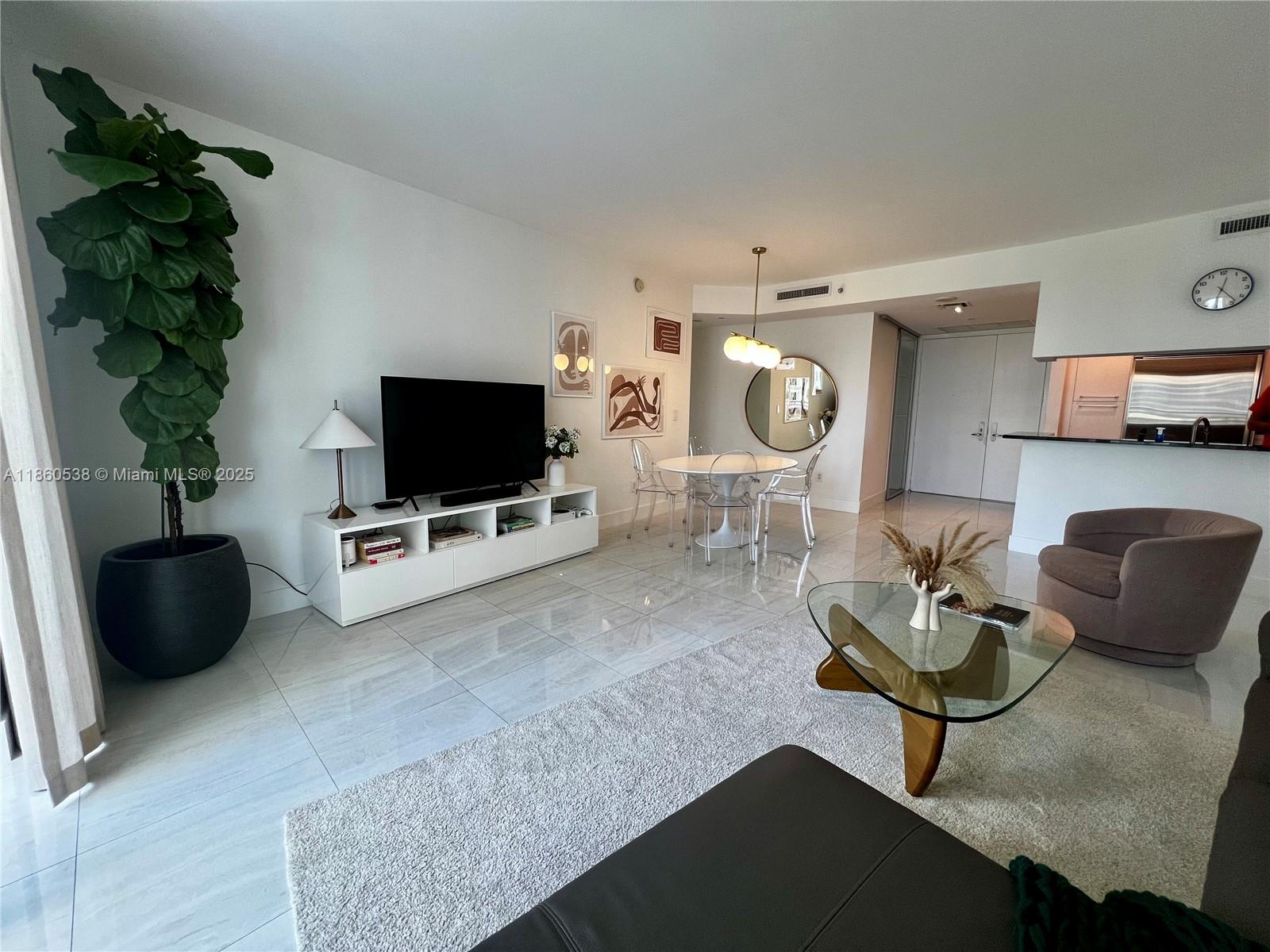 CARBONELL CONDO - Residential Lease