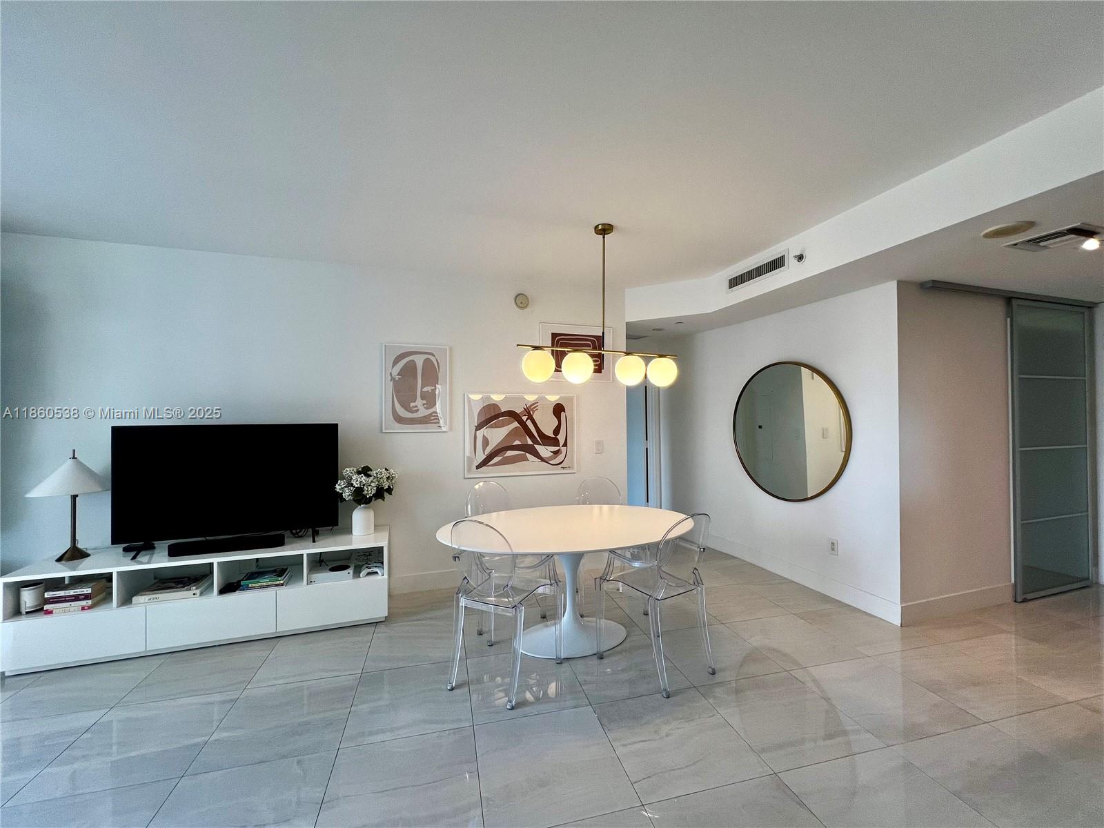 CARBONELL CONDO - Residential Lease