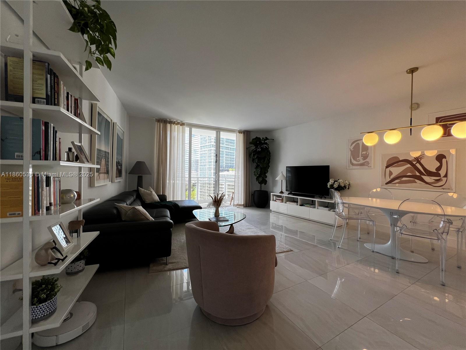 CARBONELL CONDO - Residential Lease