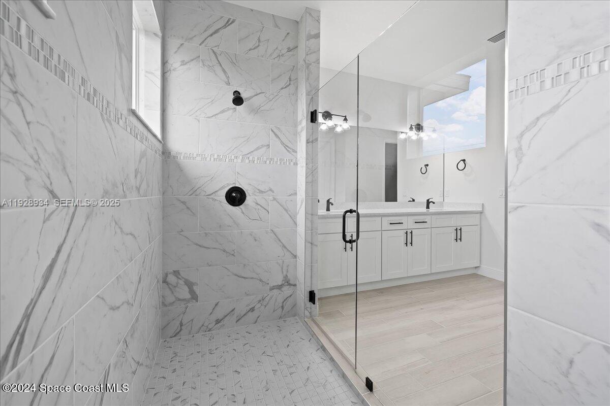 PORT MALABAR UNIT 18 - Residential