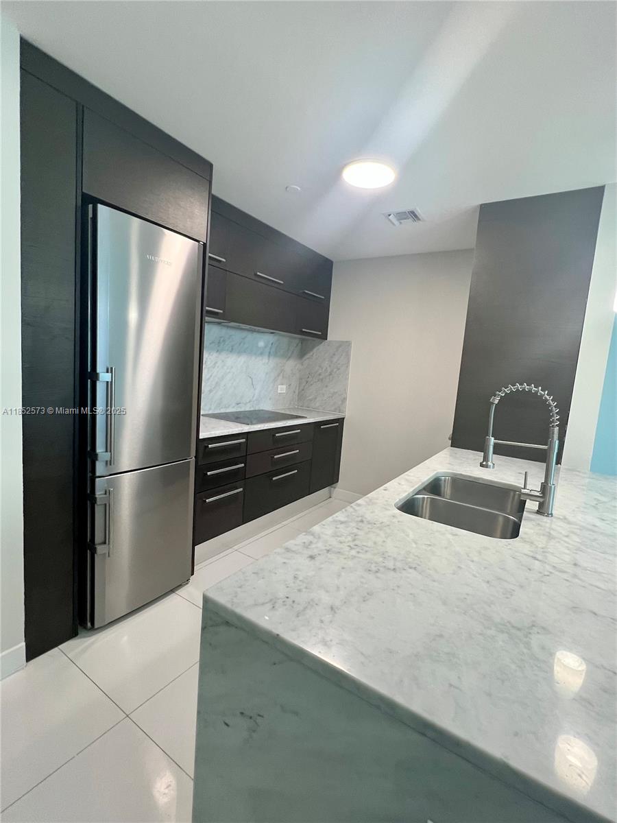 900 Biscayne Blvd 3010