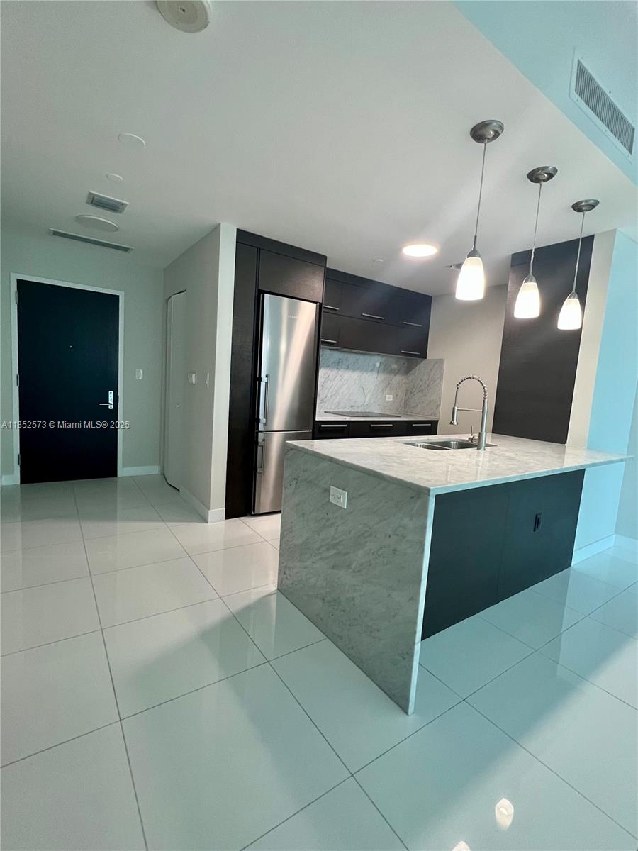 900 Biscayne Blvd 3010