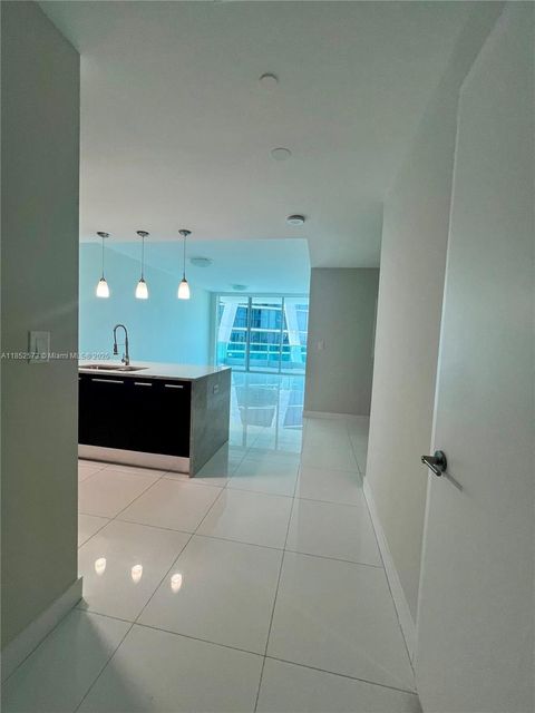 900 Biscayne Blvd 3010 Miami FL 33132