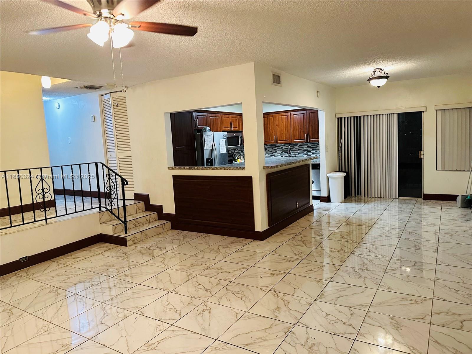 4850 SW 63rd Ter 323
