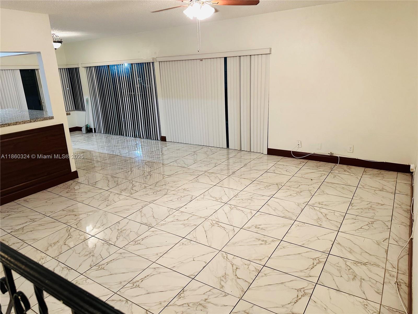 EMERALD ISLES WEST PHASE - Residential