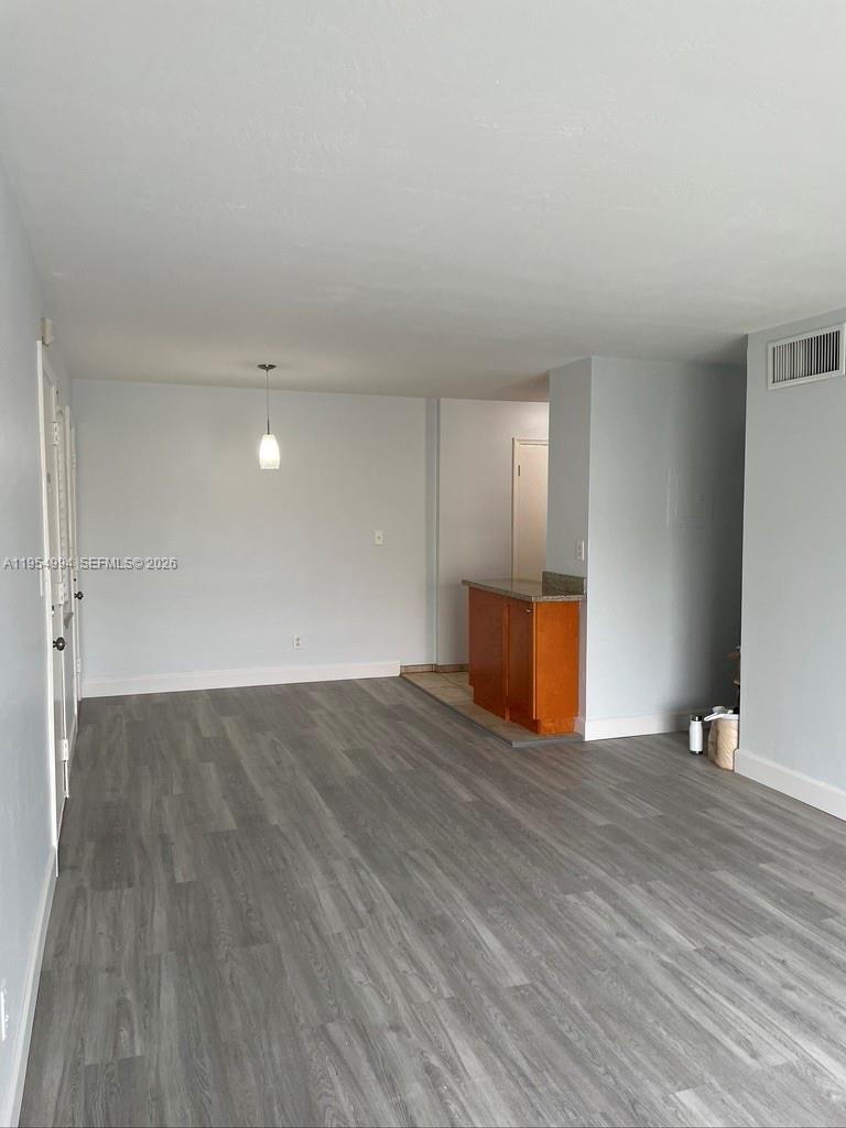 CASA GRANADA CONDO - Residential