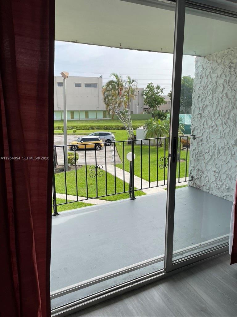 CASA GRANADA CONDO - Residential