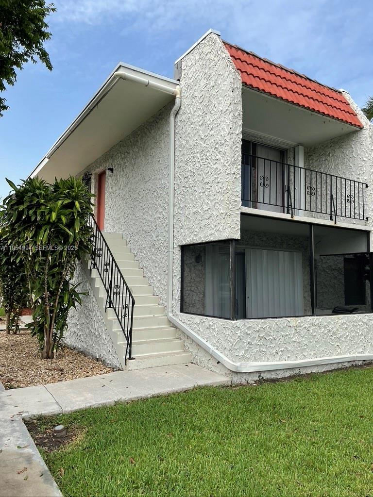 CASA GRANADA CONDO - Residential