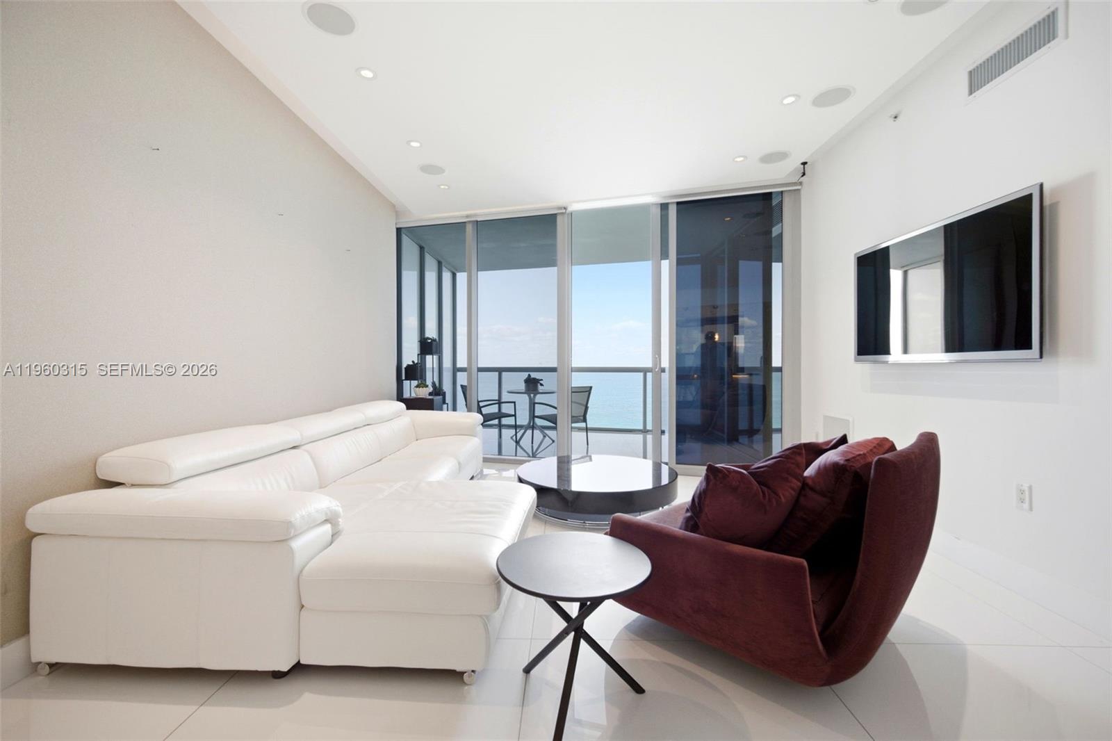 JADE OCEAN CONDO - Residential