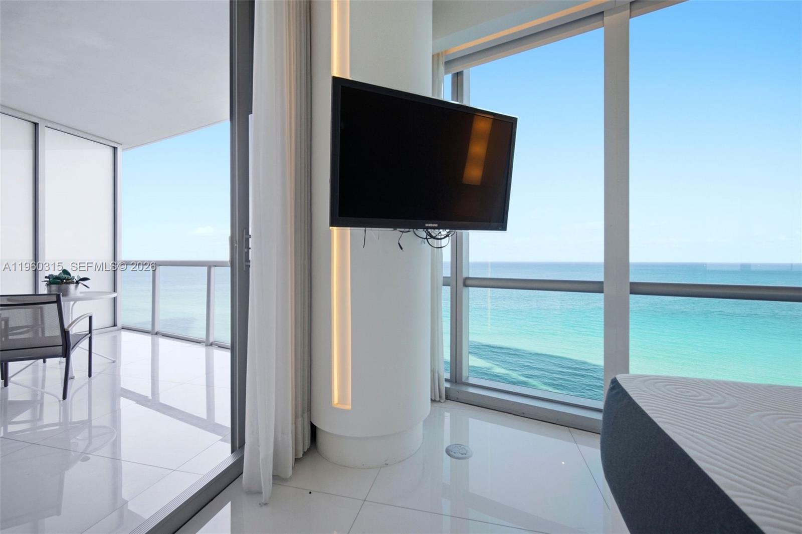 JADE OCEAN CONDO - Residential
